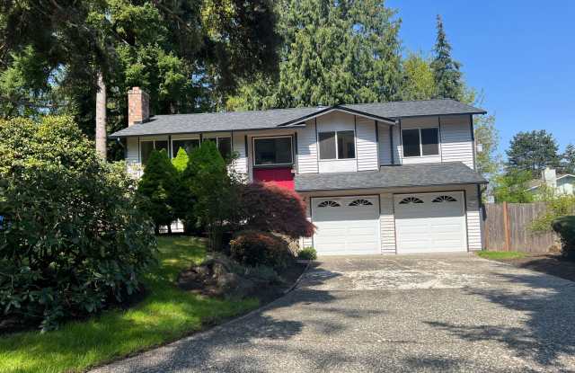 4bd/2.75ba Bellevue Home