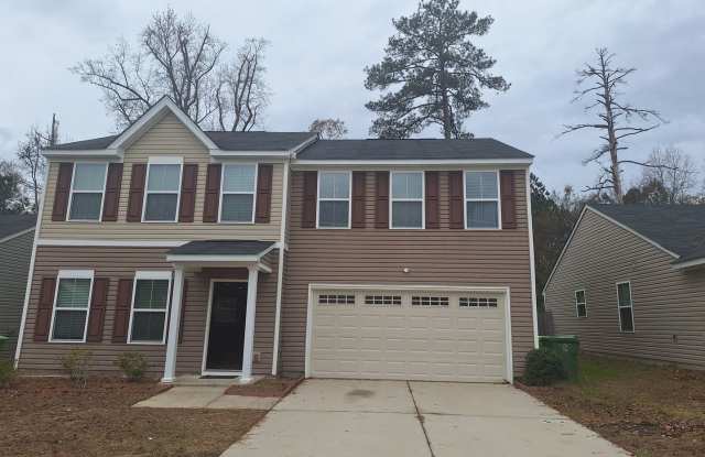 Wonderful Two Story Four Bedroom Home in Northeast Columbia!