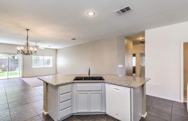 10231 QUEENSBURY Avenue