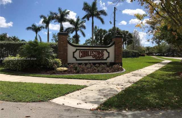 5920 SW 58th Ct - 5920 Southwest 58th Court, Davie, FL 33314