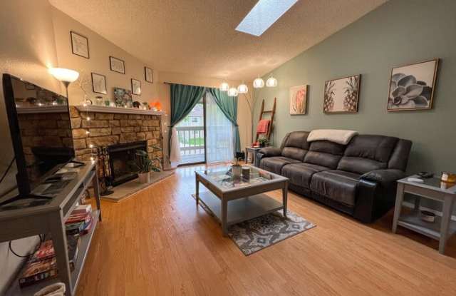 8225 Fairmount Drive