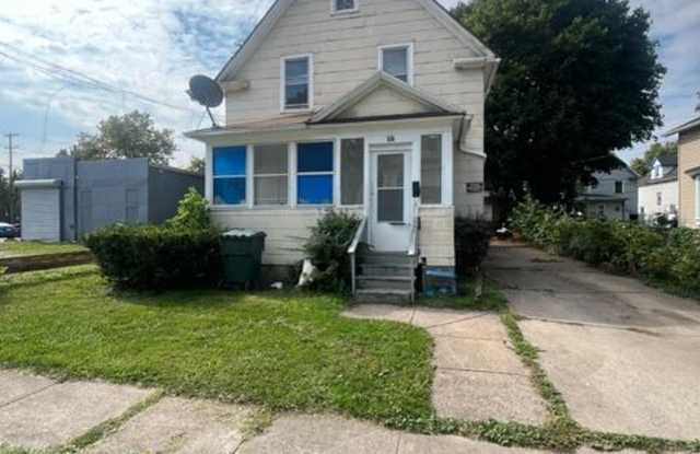 15 Clairmont St - Up