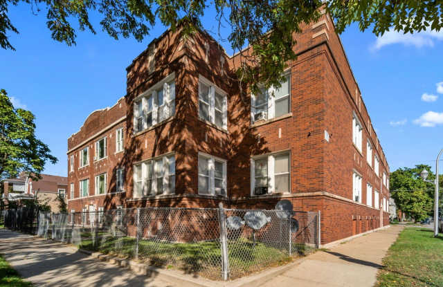 Photo of 610 E 74th Street