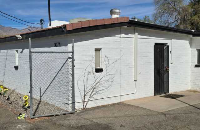 Beautifully Renovated 1 Bedroom Apt - All Ceramic Tile - A/C