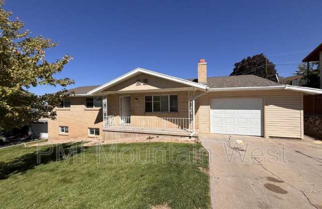 1011 Claremont Drive