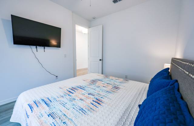 2318 Lancashire Street