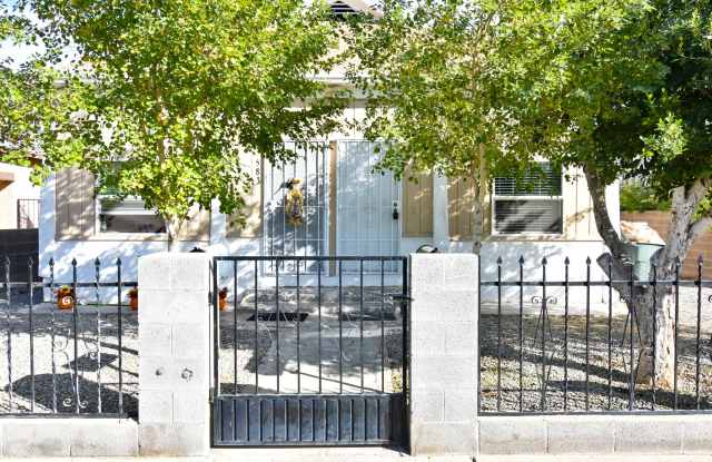 Photo of 583 South 2nd Avenue