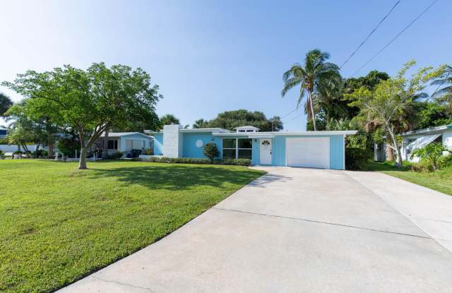 1919 Mimosa Avenue