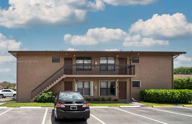 10041 Winding Lake Road