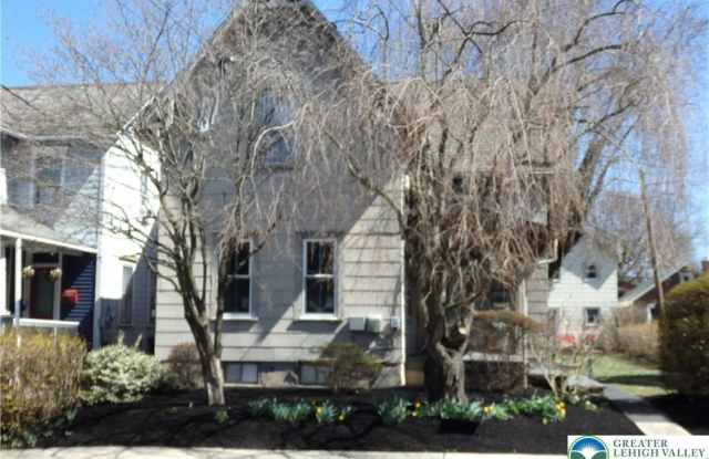 33 N Hellertown Avenue unit: A