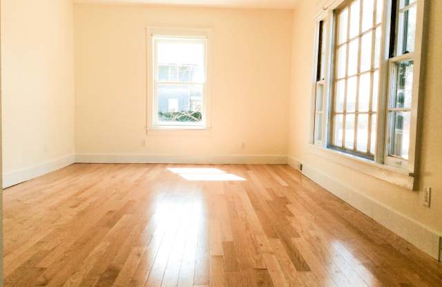 Photo of 801 North 10th Street