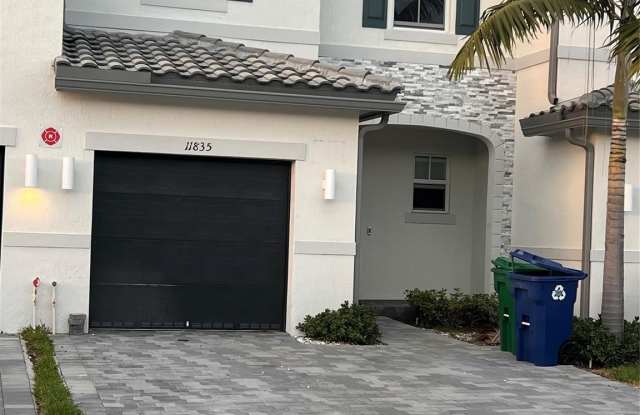 11835 NW 46th Street