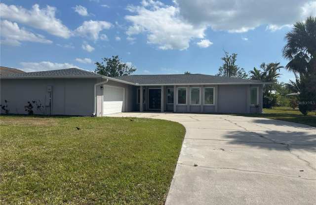 230 ANNAPOLIS Lane