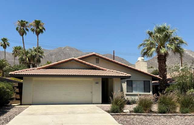 54945 Avenida Vallejo