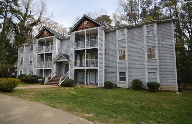 1300 Park Glen #304, Raleigh, NC - Bev Roberts Rentals and Property Management photos photos