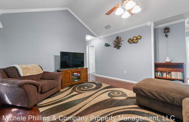 3812 Lakewood Valley Drive