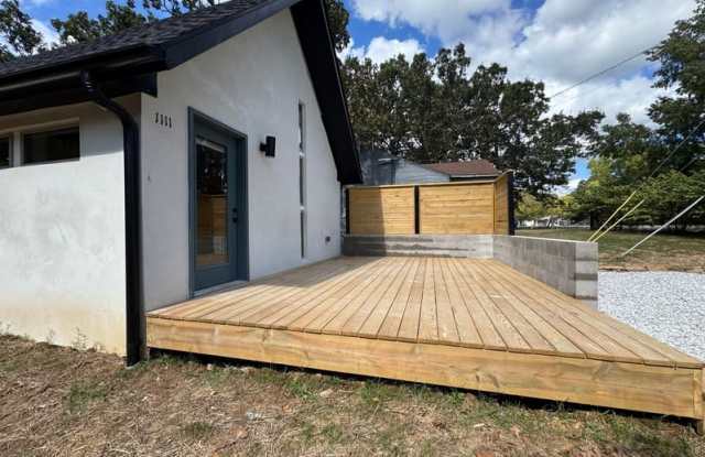 1111 A South Ray Avenue