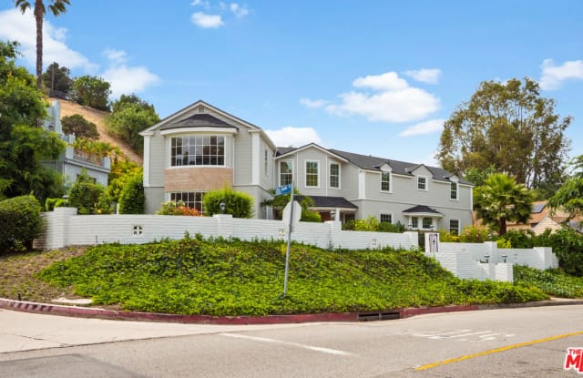 4209 Woodcliff Rd - 4209 Woodcliff Road, Los Angeles, CA 91403