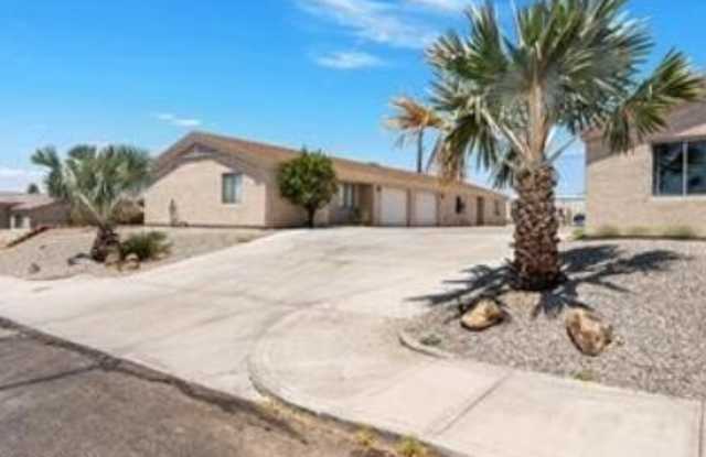 1731 Magnolia Dr