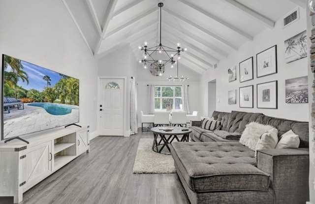 502 Rambling Drive Circle Circle