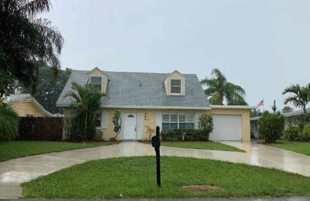 584 Riverside Dr - 584 Riverside Drive, Palm Beach Gardens, FL 33410