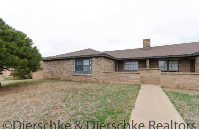 Photo of Completely Remodeled 3 bedroom 2 bath, 2 Car Garage!
