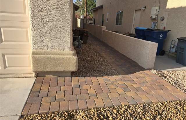 6140 Peggotty Avenue