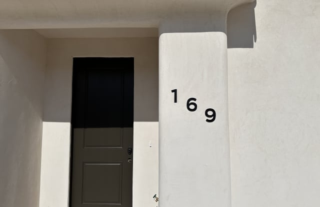 Photo of 169 N 2470 W