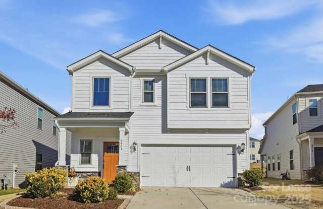 Photo of 3909 Woodland View Drive