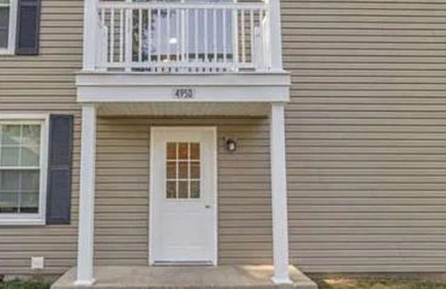 Photo of 495 Sidney Avenue unit: D