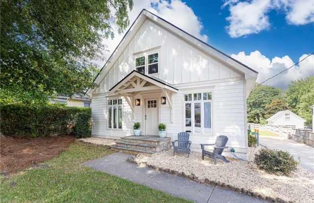 Photo of 433 Trabert Avenue NW