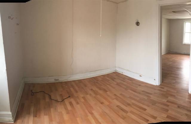 Photo of 556 Pennsylvania Avenue - 2