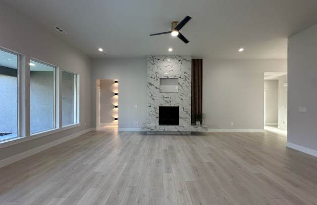 Brand New Construction!!! Gorgeous 4 beds, 3 baths in Richland off Dallas.