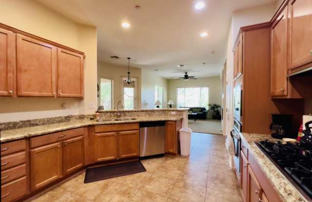 1653 W AINSWORTH Drive