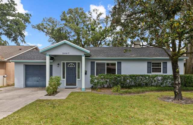 College Park 3 bedroom, 2 bath home for lease