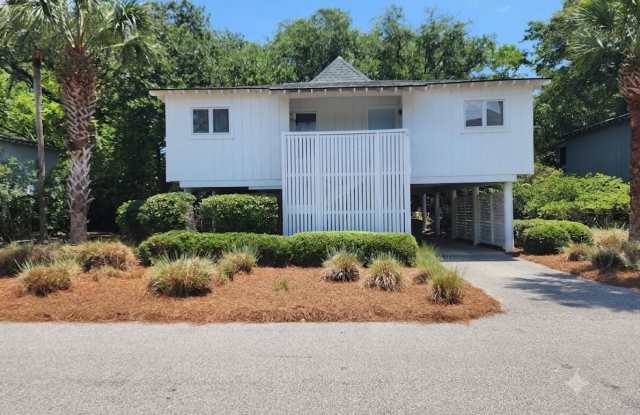 4 Sandpiper Court