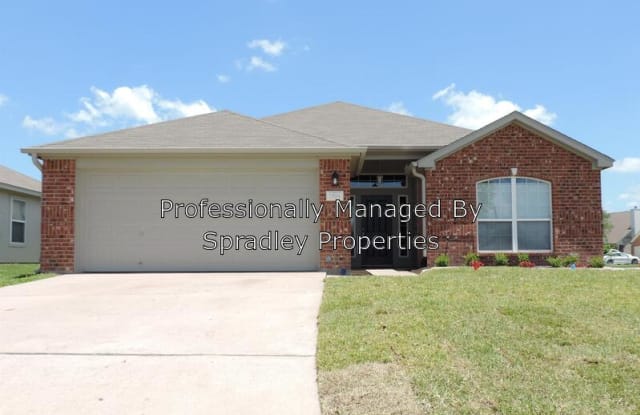 7708 Honeysuckle Dr - 7708 Honeysuckle, Temple, TX 76502