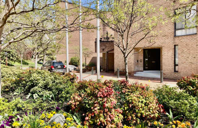 Photo of Society Hill 1bd w/ Garage Parking and Pool