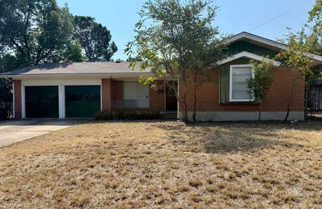 Photo of Walk to St. Edwards University!-2711 Little John