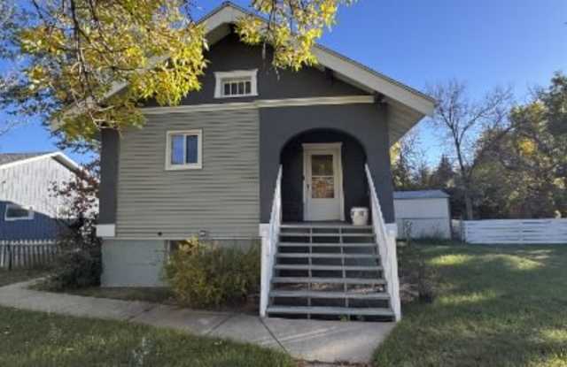 3222 2nd Avenue North