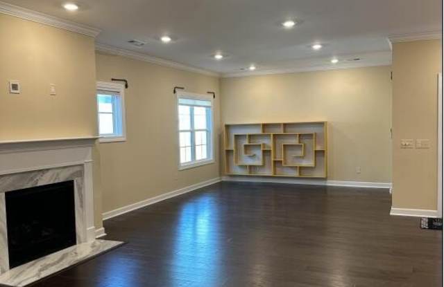 7124 Maple Leaf Drive