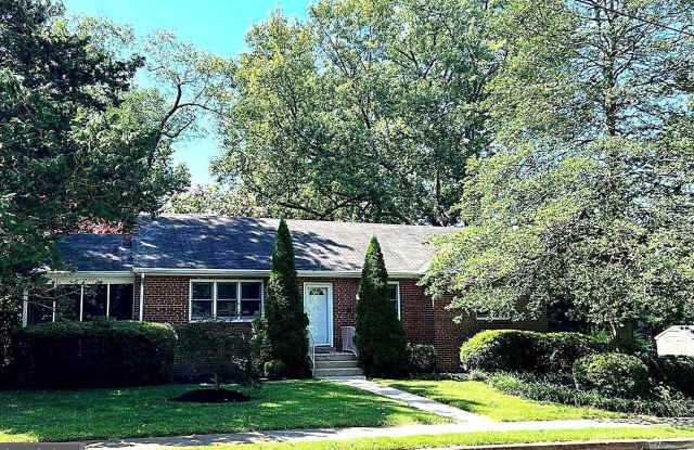 3100 N TORONTO Street