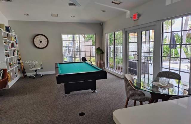 616 Executive Center Dr