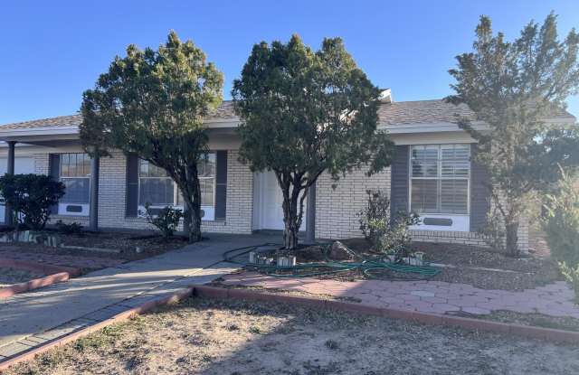 10524 CANDLEWOOD Avenue