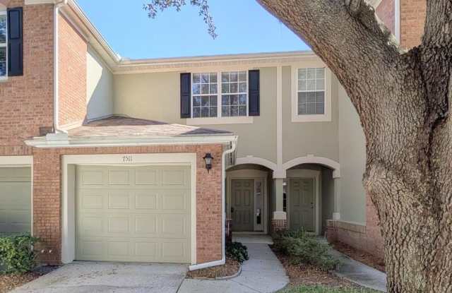 7511 SCARLET IBIS Lane