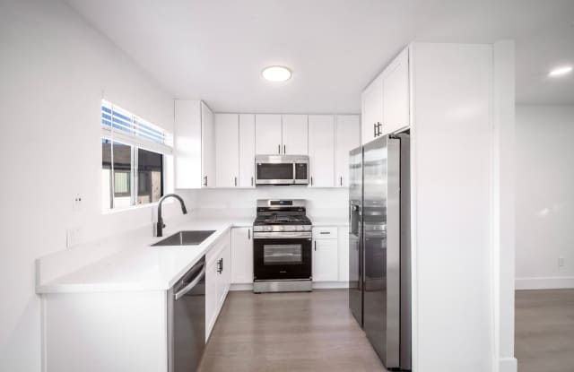 Brand New, Never-Lived-In 2BR/1BA Apartment in Clairemont — Fully Remodeled