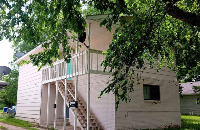 Upper Level Unit