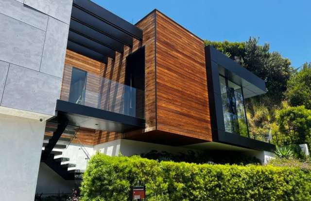 Photo of 1331 Belfast Dr