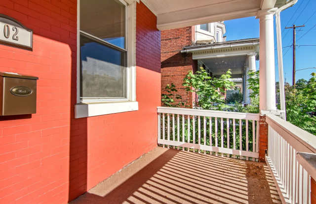 Coming Soon! Inviting 3 Bedroom, 1.5 Bathroom Home in Harrisburg, Pa!