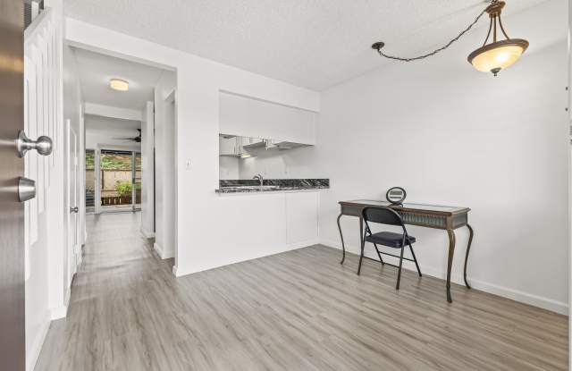 94-1472 Lanikuhana Avenue - 1APT 573